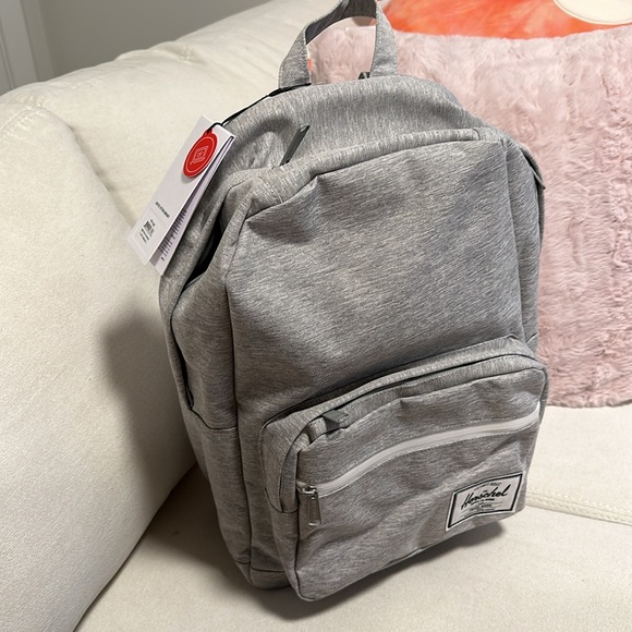 Sold - BNWT Herschel Backpack - Picture 2 of 7